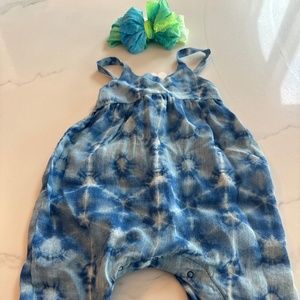 Infant boutique outfit and head bow